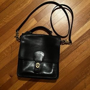 Vintage Coach all leather navy crossbody